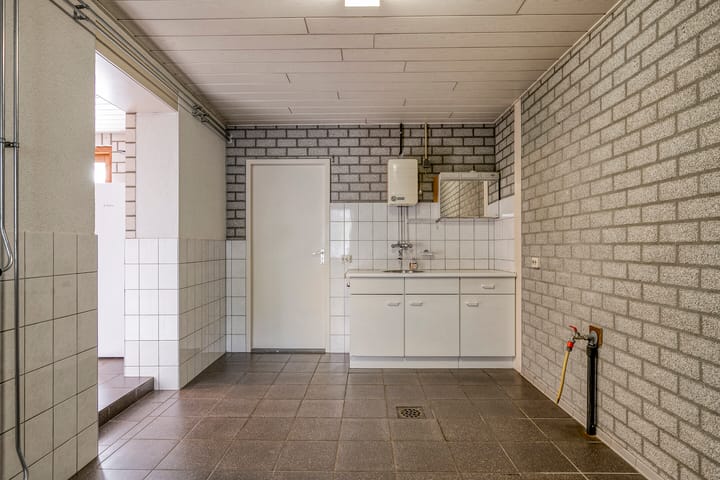 Photo 22 of Bernadettelaan 14