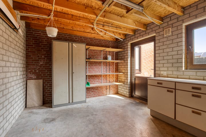 Photo 39 of Bernadettelaan 14