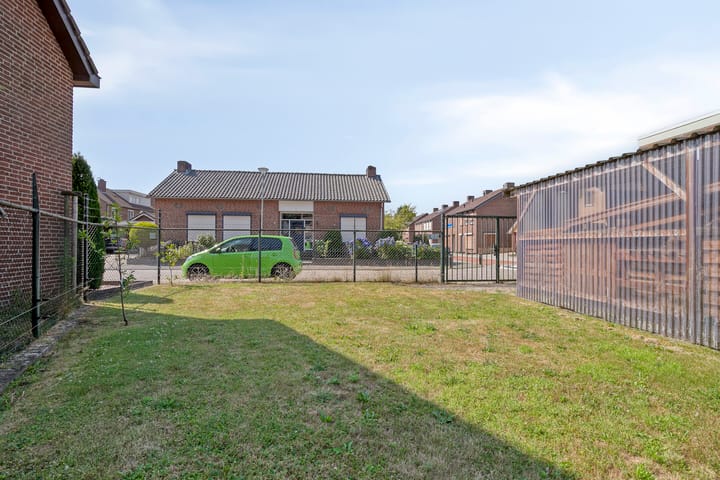 Photo 48 of Bernadettelaan 14