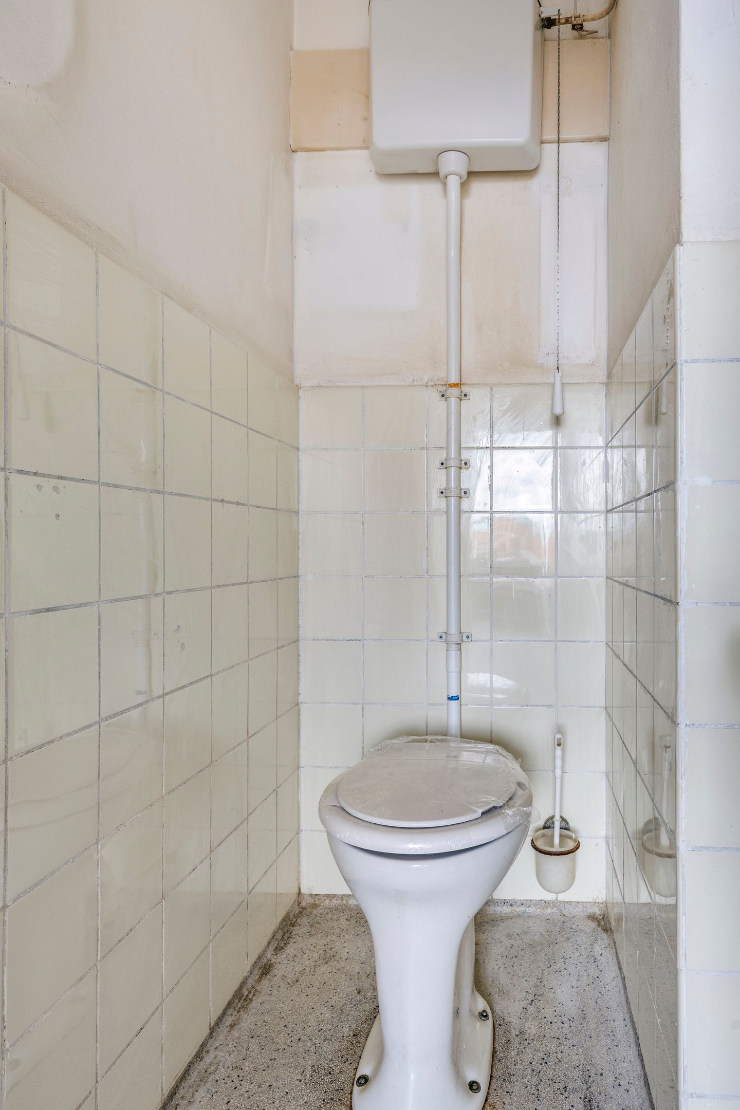 Photo 12 of Maassluisstraat 550