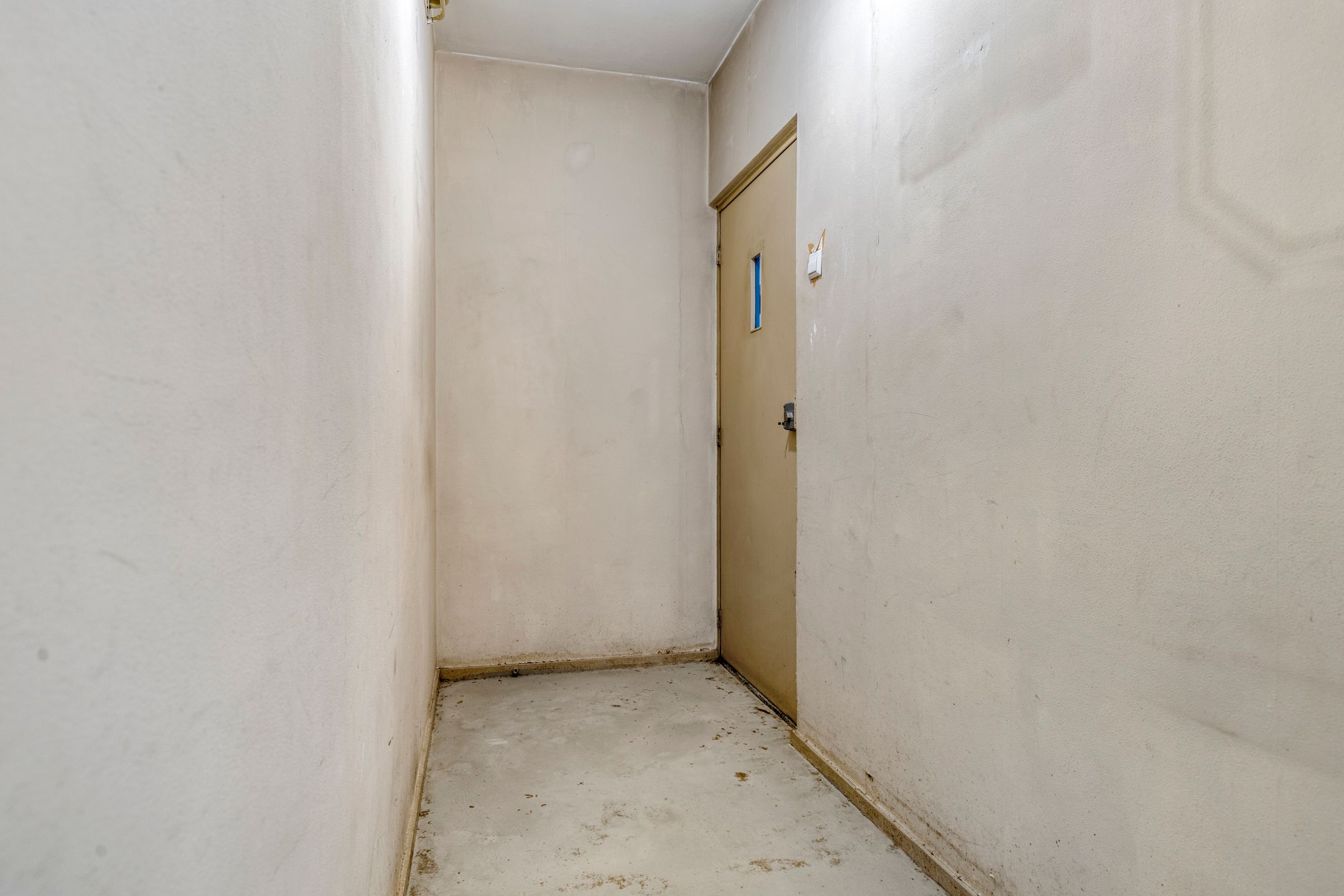 Photo 15 of Maassluisstraat 550