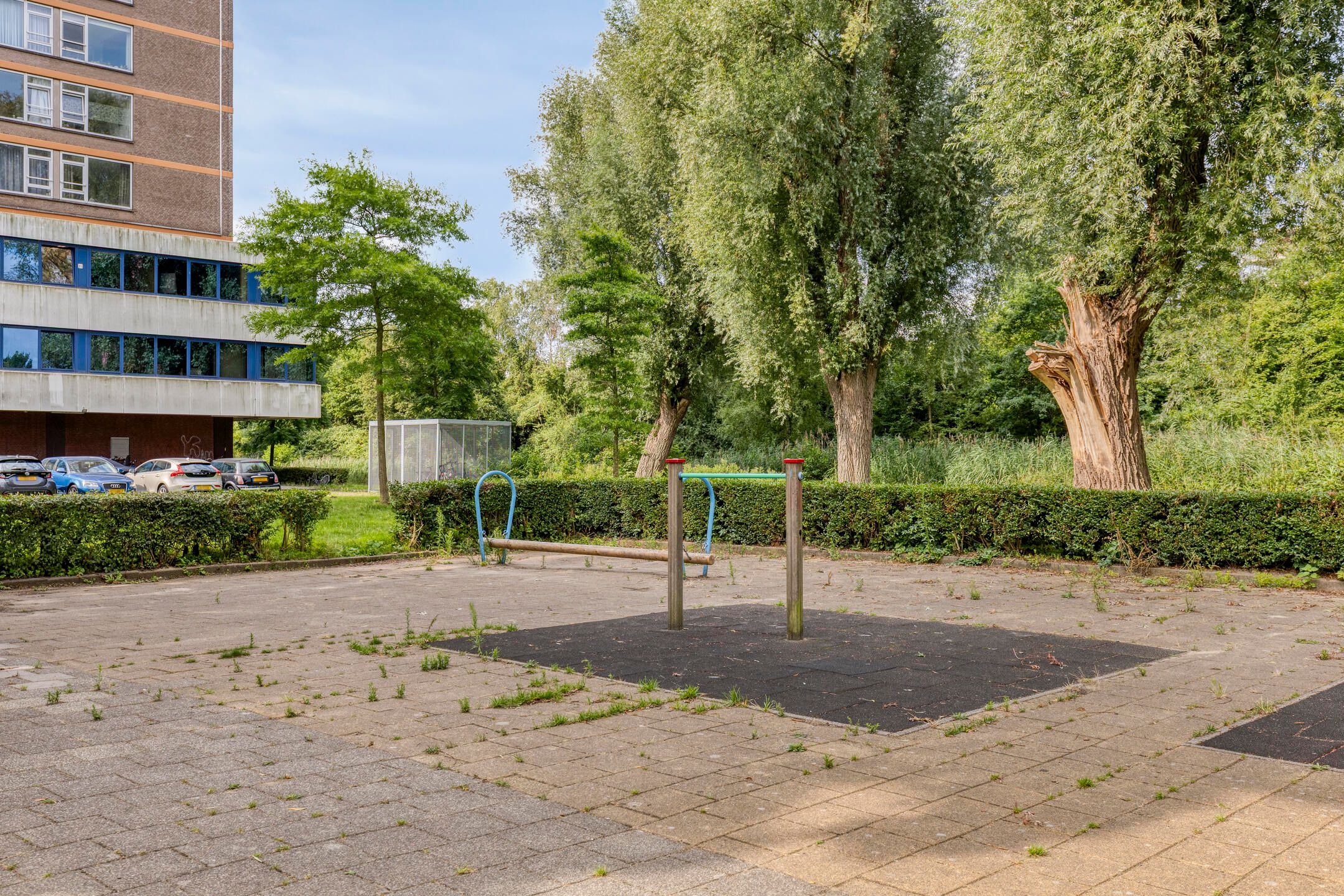 Photo 18 of Maassluisstraat 550