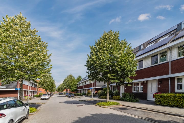 Foto 35 van Burg. Rippingstraat 2-C