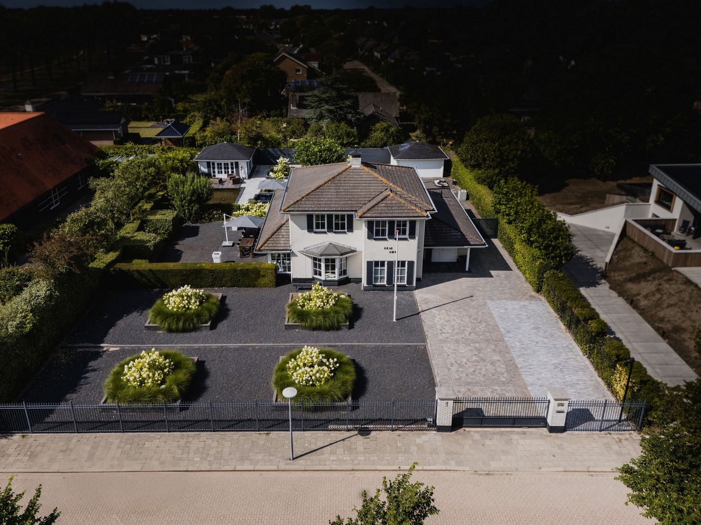 Foto 1 van Burgemeester van Woelderenlaan 92