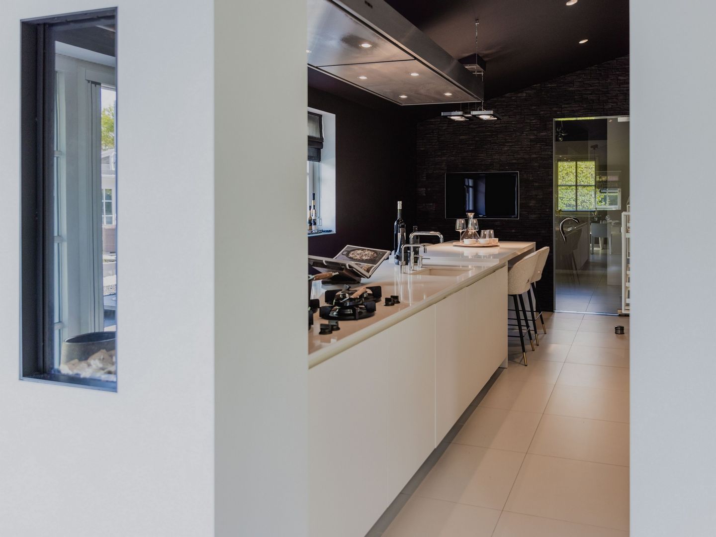 Photo 14 of Burgemeester van Woelderenlaan 92