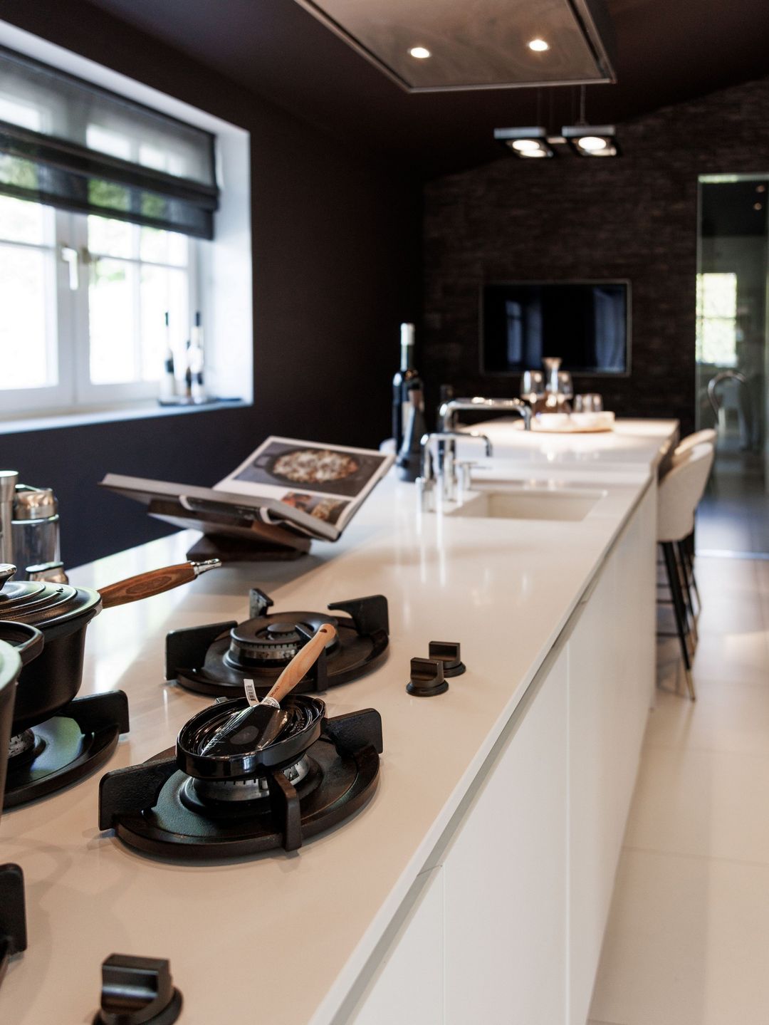 Photo 16 of Burgemeester van Woelderenlaan 92