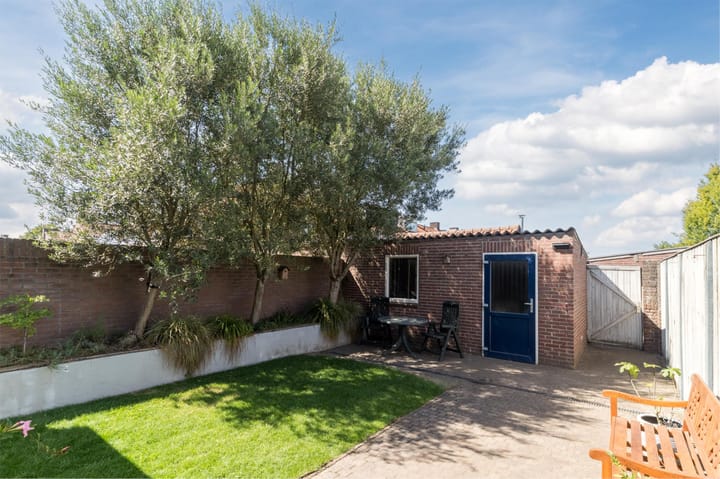 Foto 36 van De Witstraat 6