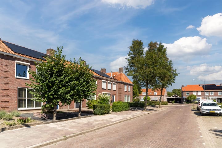 Foto 43 van De Witstraat 6