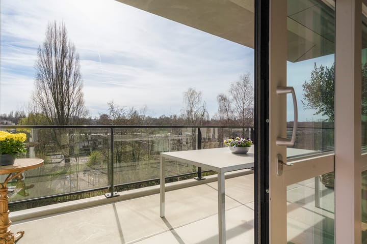 Foto 16 van Burgemeester Rijnderslaan 260