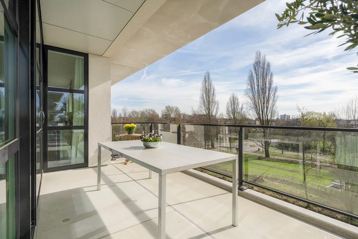 Foto 17 van Burgemeester Rijnderslaan 260