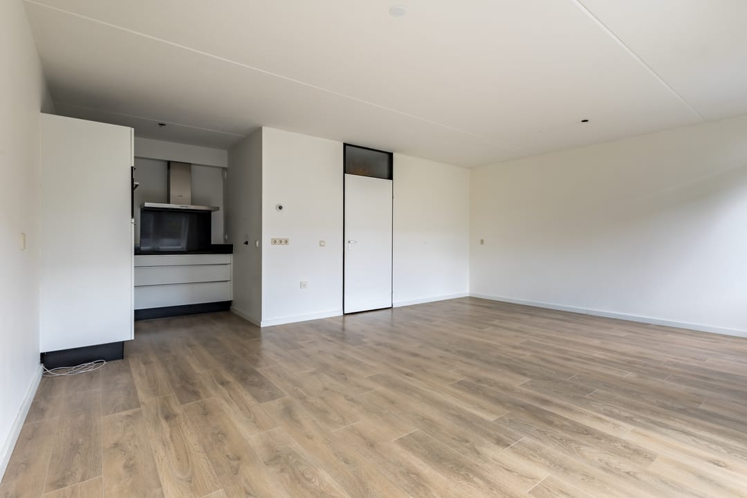 Foto 11 van Valkenierstraat 17-A