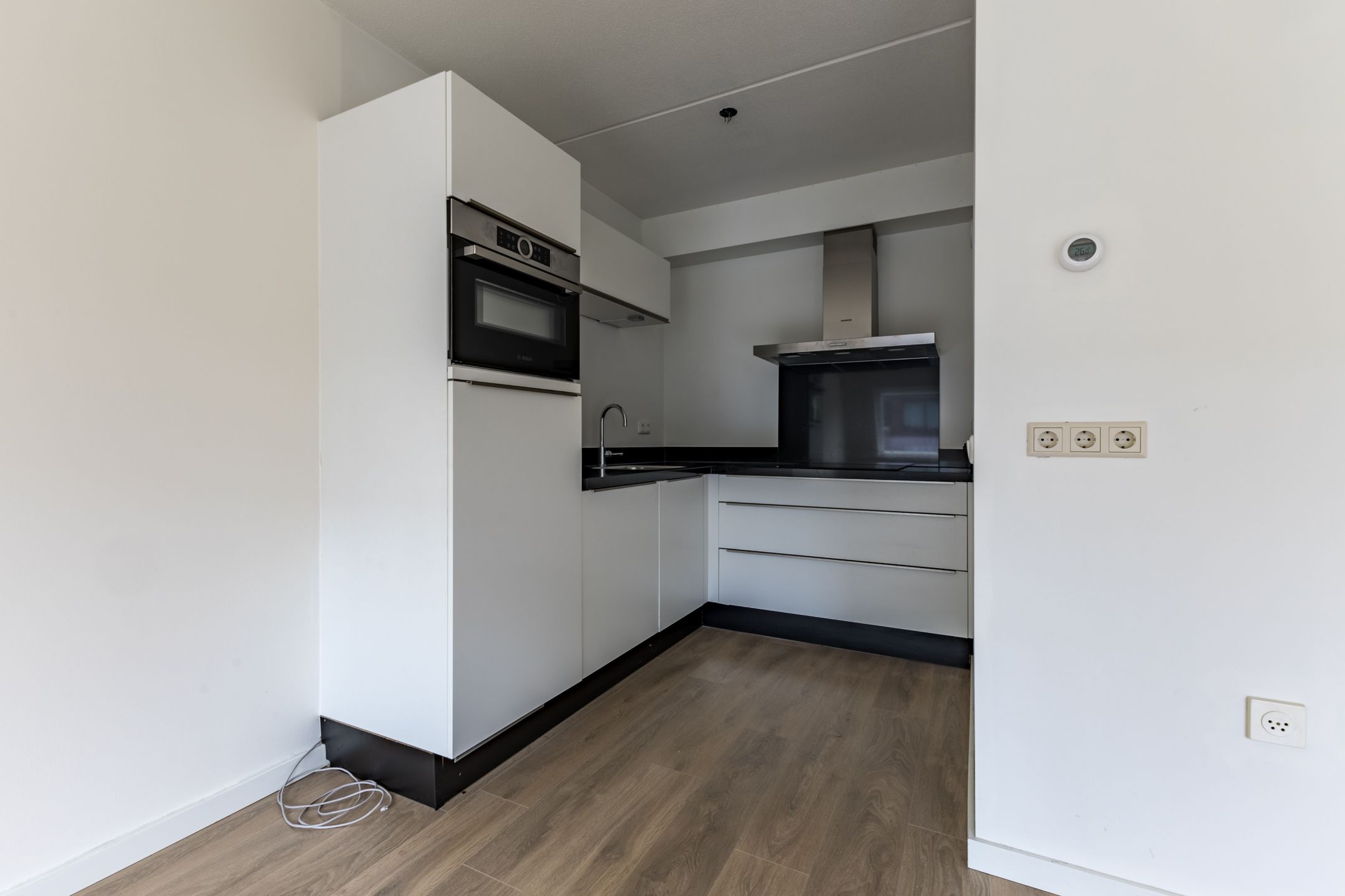 Foto 12 van Valkenierstraat 17-A