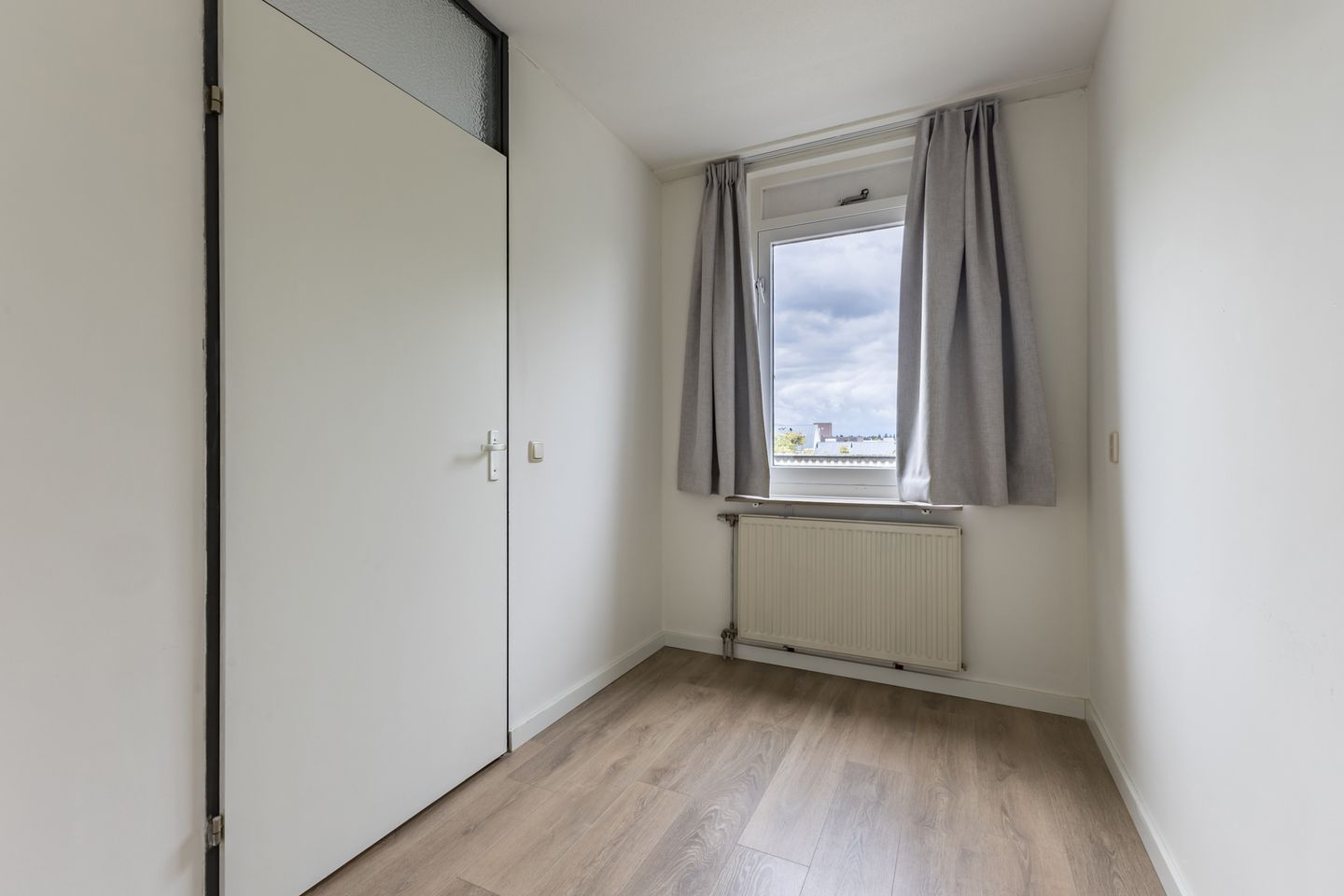 Foto 25 van Valkenierstraat 17-A