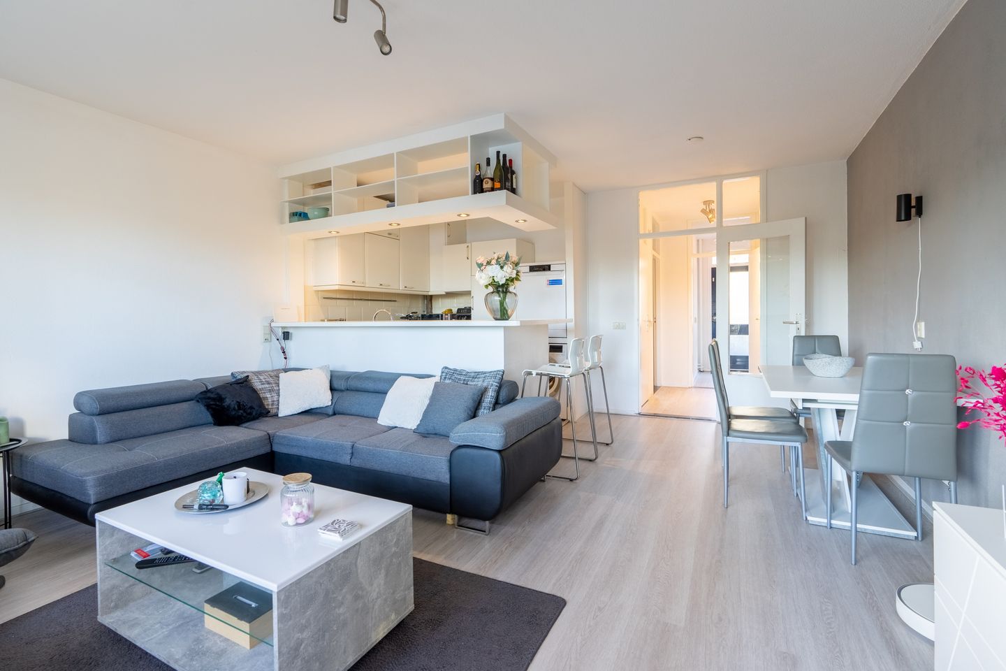 Foto 5 van Aert van Neslaan 140