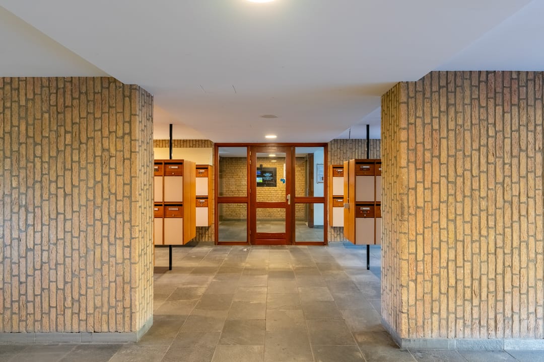 Foto 22 van Aert van Neslaan 140