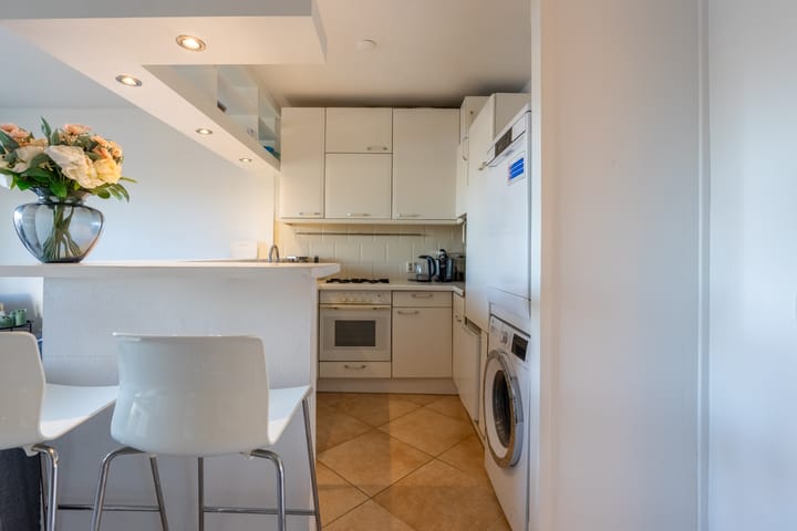 Foto 9 van Aert van Neslaan 140