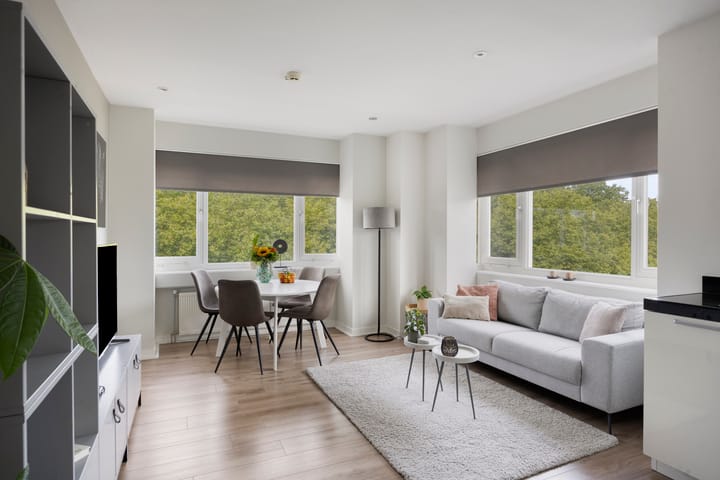 Foto 2 van Stationsplein 12-C