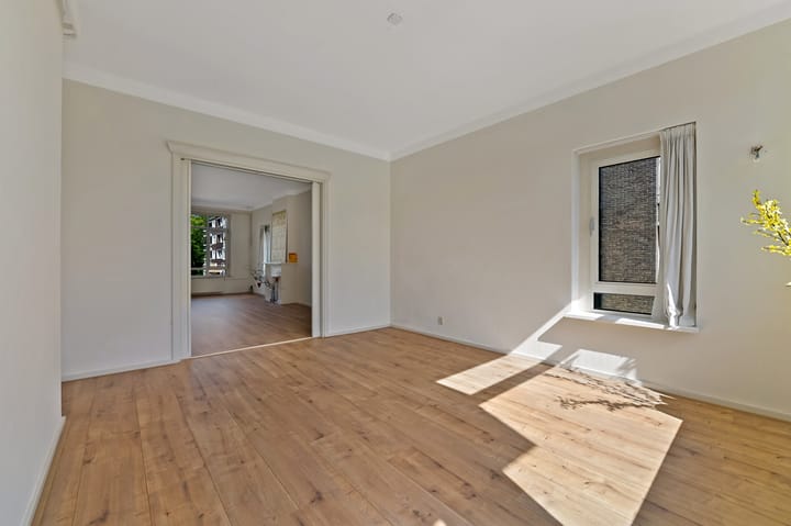 Foto 13 van Resedastraat 8