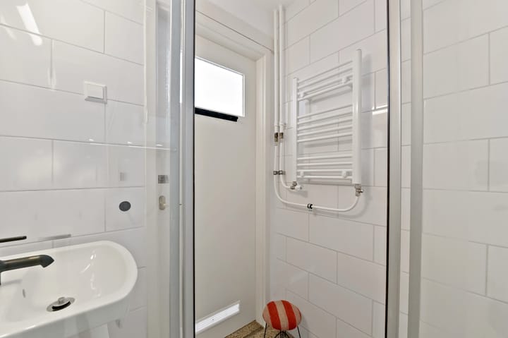 Foto 24 van Resedastraat 8