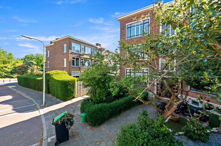 Foto 30 van Resedastraat 8