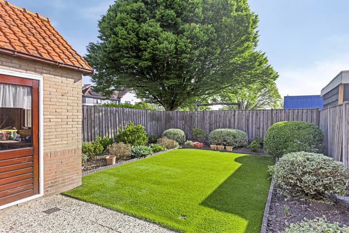 Foto 13 van Violenstraat 48