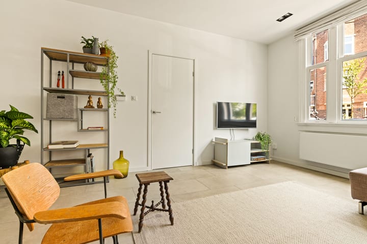 Foto 7 van Woubruggestraat 38-H