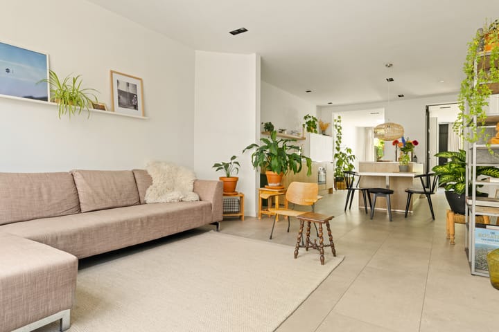 Foto 9 van Woubruggestraat 38-H