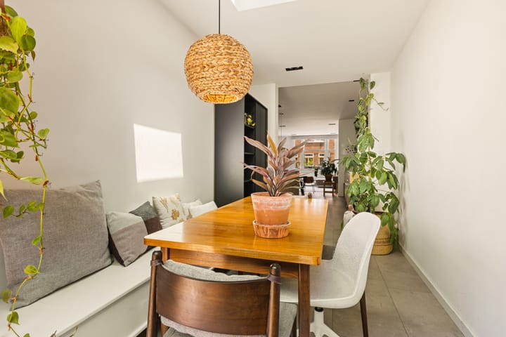 Foto 15 van Woubruggestraat 38-H