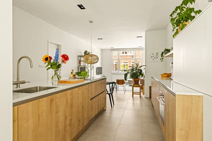 Foto 16 van Woubruggestraat 38-H