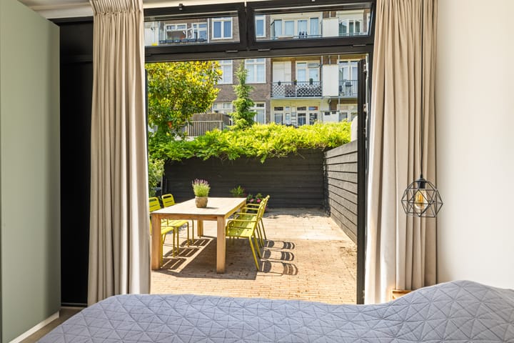 Foto 21 van Woubruggestraat 38-H