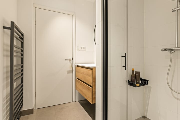 Foto 27 van Woubruggestraat 38-H