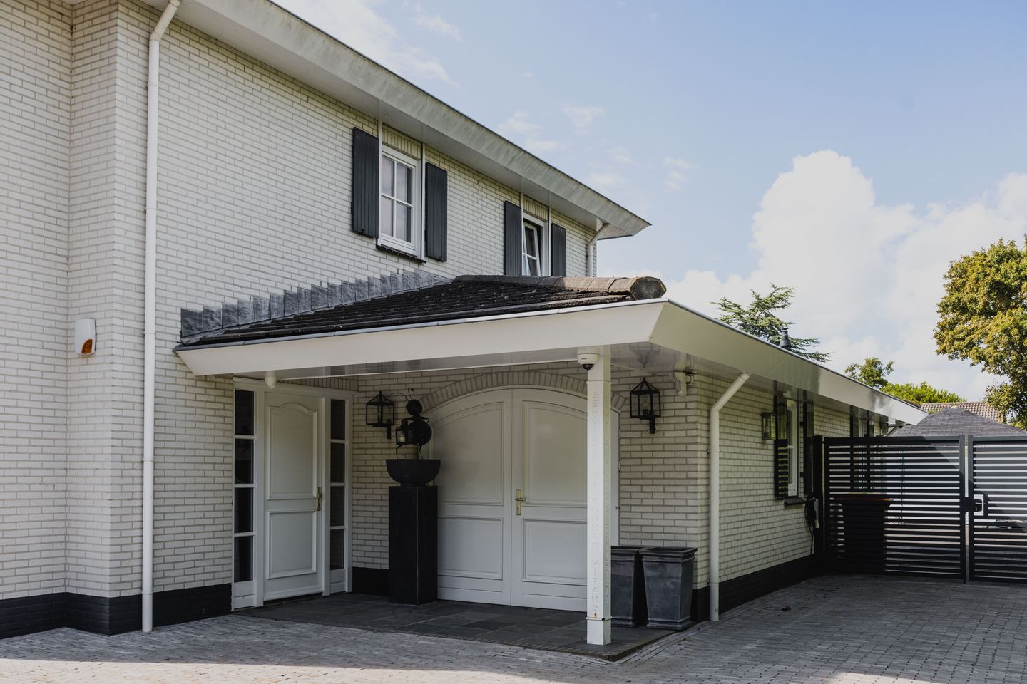 Photo 4 of Burgemeester van Woelderenlaan 92