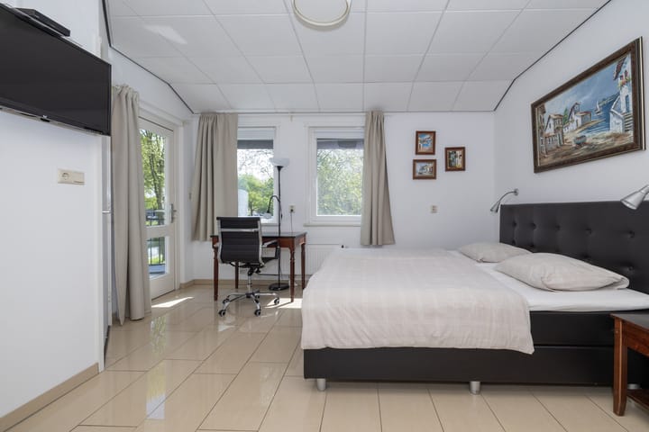 Foto 30 van Louis Chrispijnstraat 13