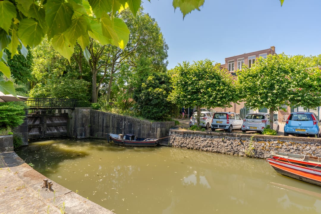 Photo 7 of Spuisluis 12