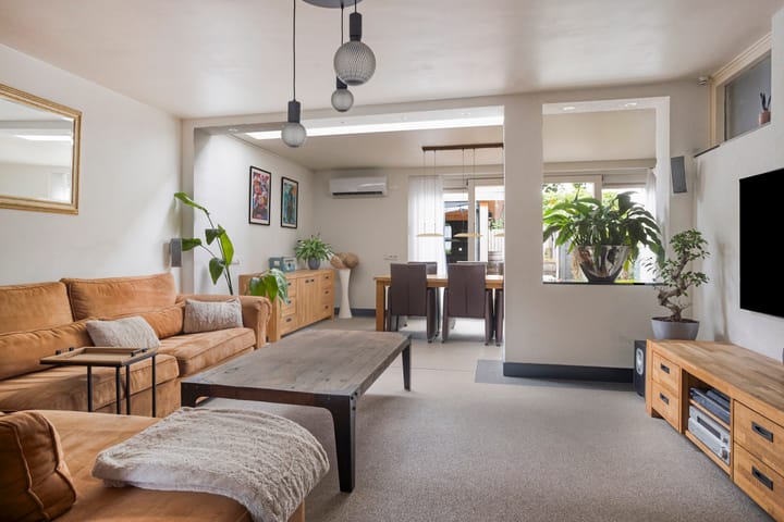 Photo 2 of Biggekerkestraat 5