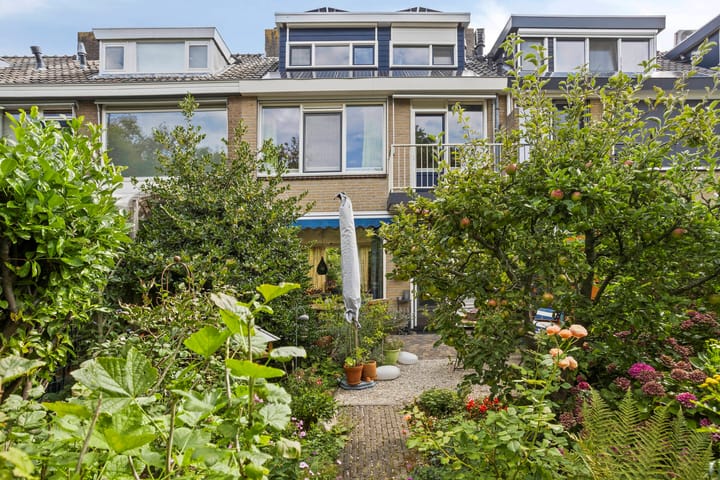 Photo 2 of Meindert Hobbemastraat 19