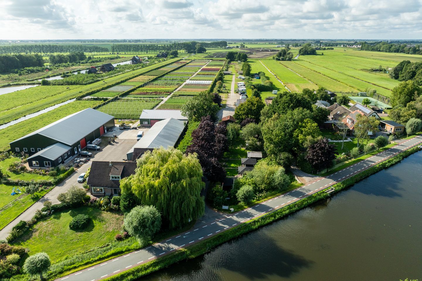 Bekijk foto 1 van Westkanaalweg 123