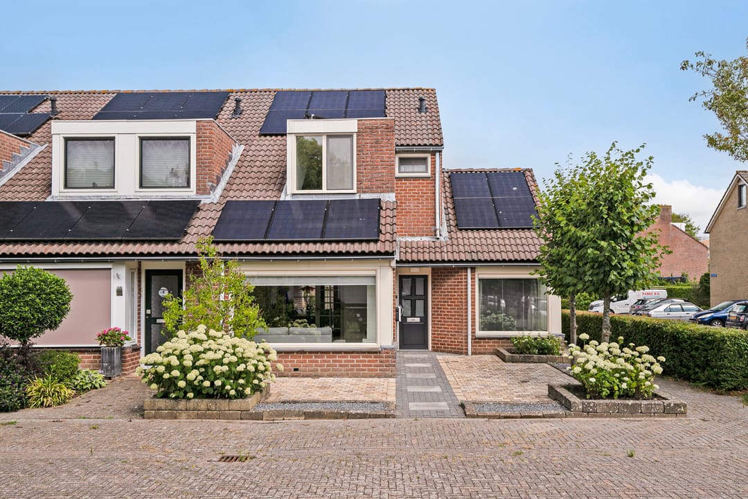 Photo 2 of Albardastraat 40