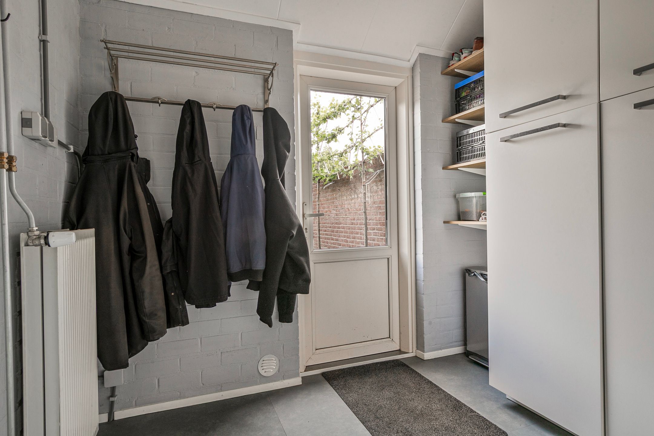 Photo 21 of Albardastraat 40
