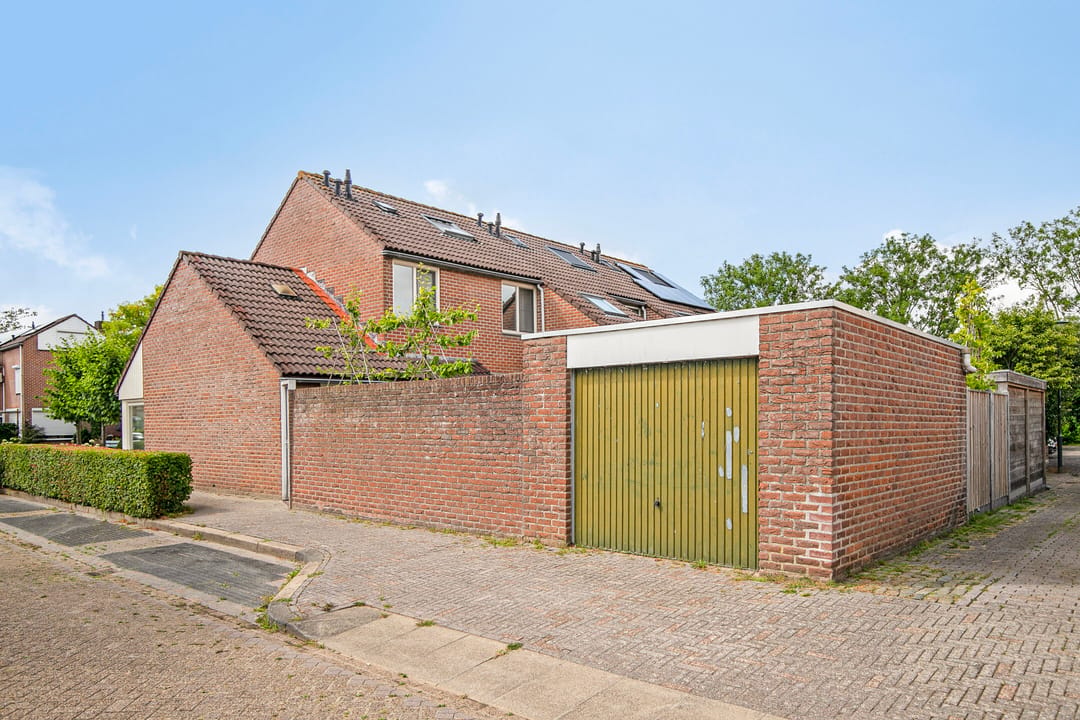 Photo 46 of Albardastraat 40