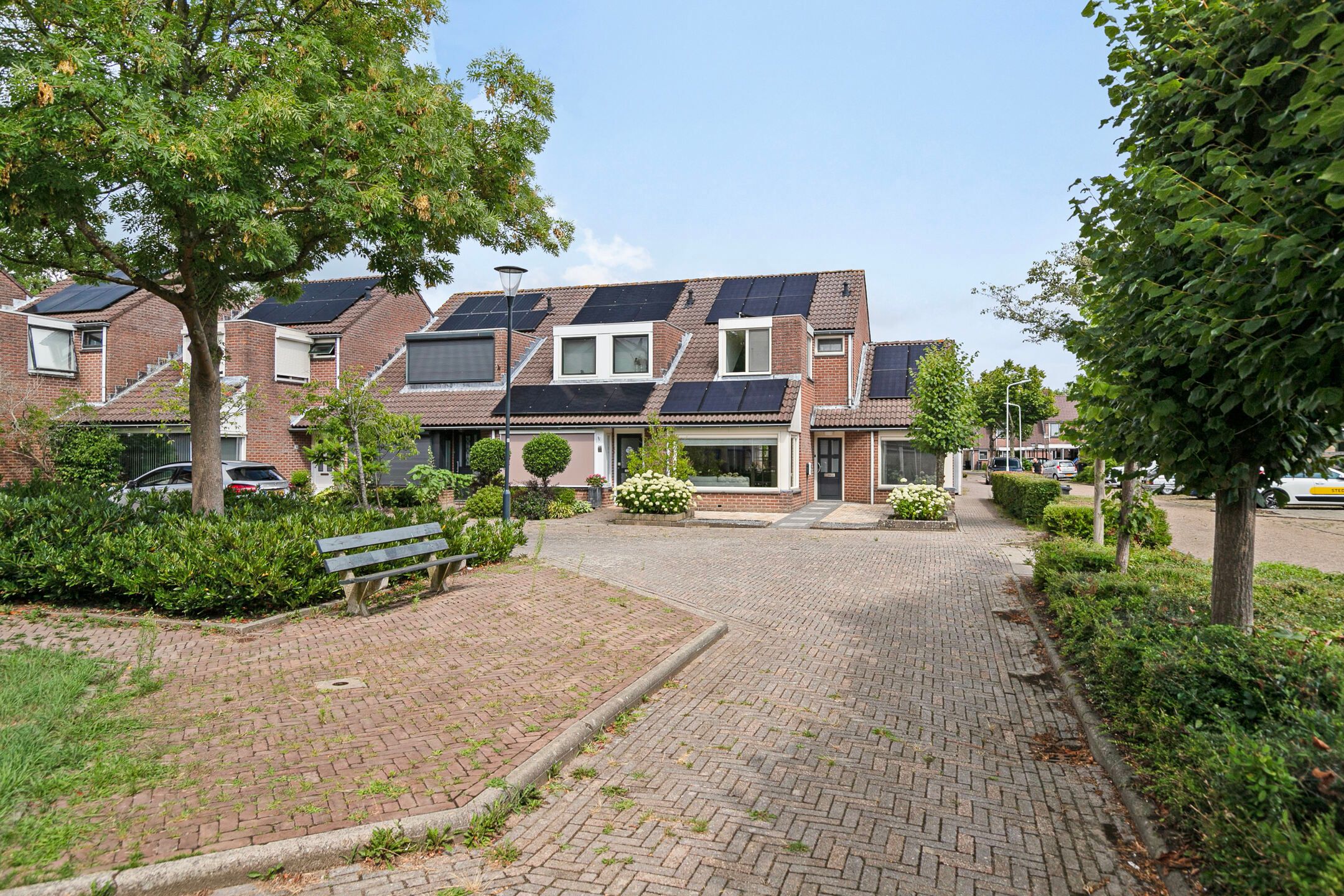 Photo 48 of Albardastraat 40