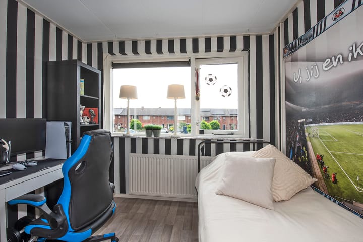 Foto 16 van Laurens Alma Tademastraat 9