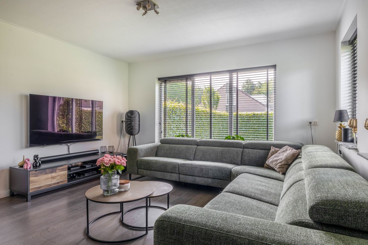 Foto 5 van Reelaan 30