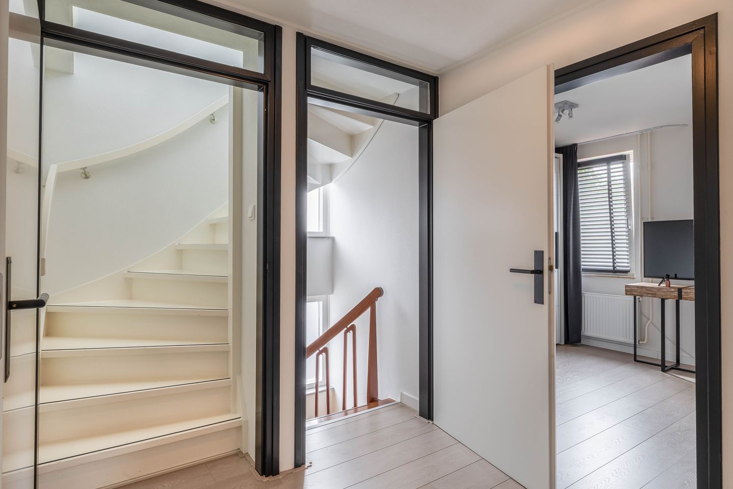 Foto 25 van Reelaan 30