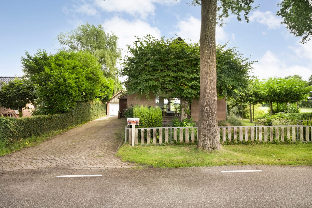 Foto 2 van Stegerensallee 14