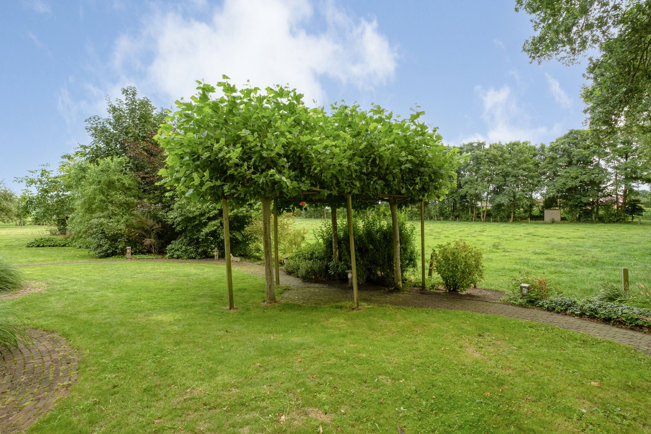 Foto 36 van Stegerensallee 14