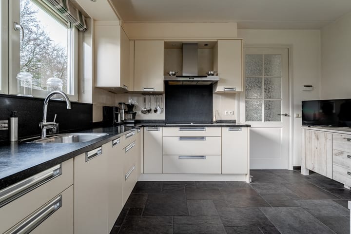 Foto 15 van Dokter Willemslaan 1-A