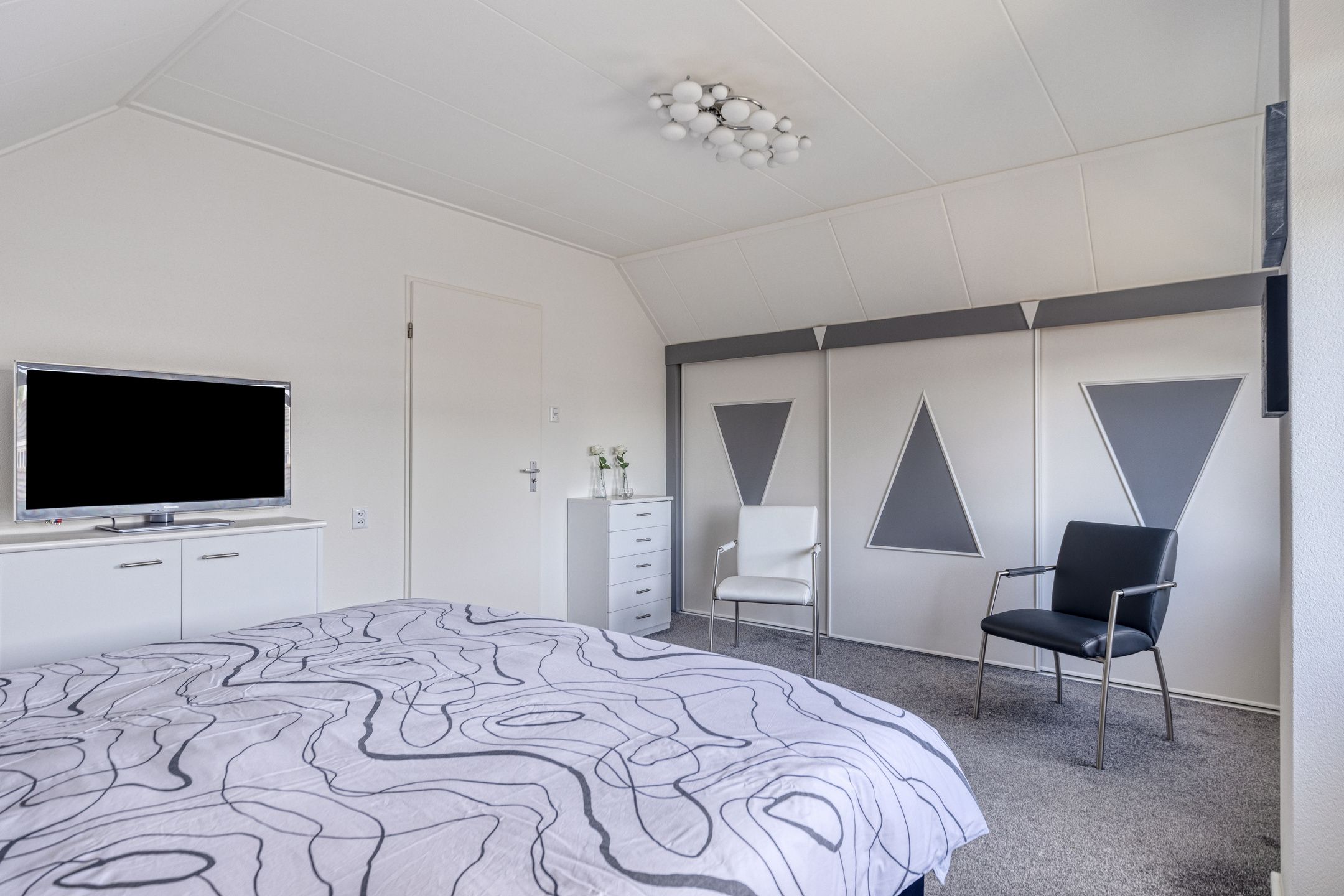 Foto 21 van Marga Klompelaan 16