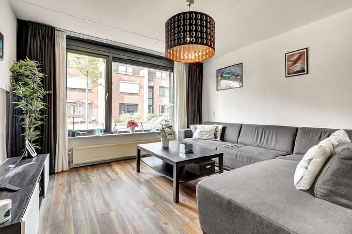 Foto 3 van Taagstraat 4