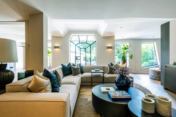 Photo 14 of Raboes 21